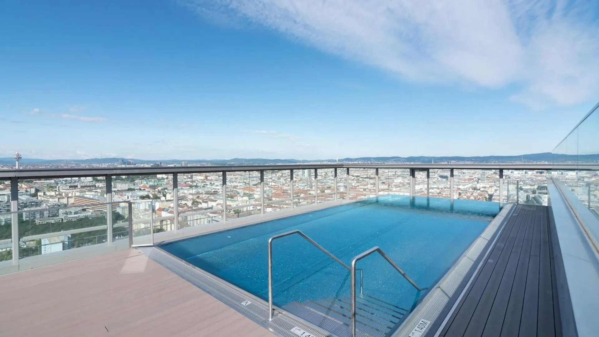 Hoch Hinaus - Pool Am Dach, Rundum Balkon Mit Traumaussicht Apartment Vienna Austria